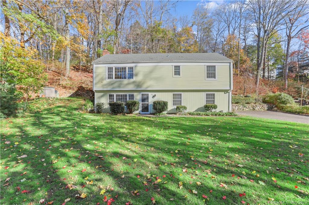25 Shady Lane New Canaan CT 06840
