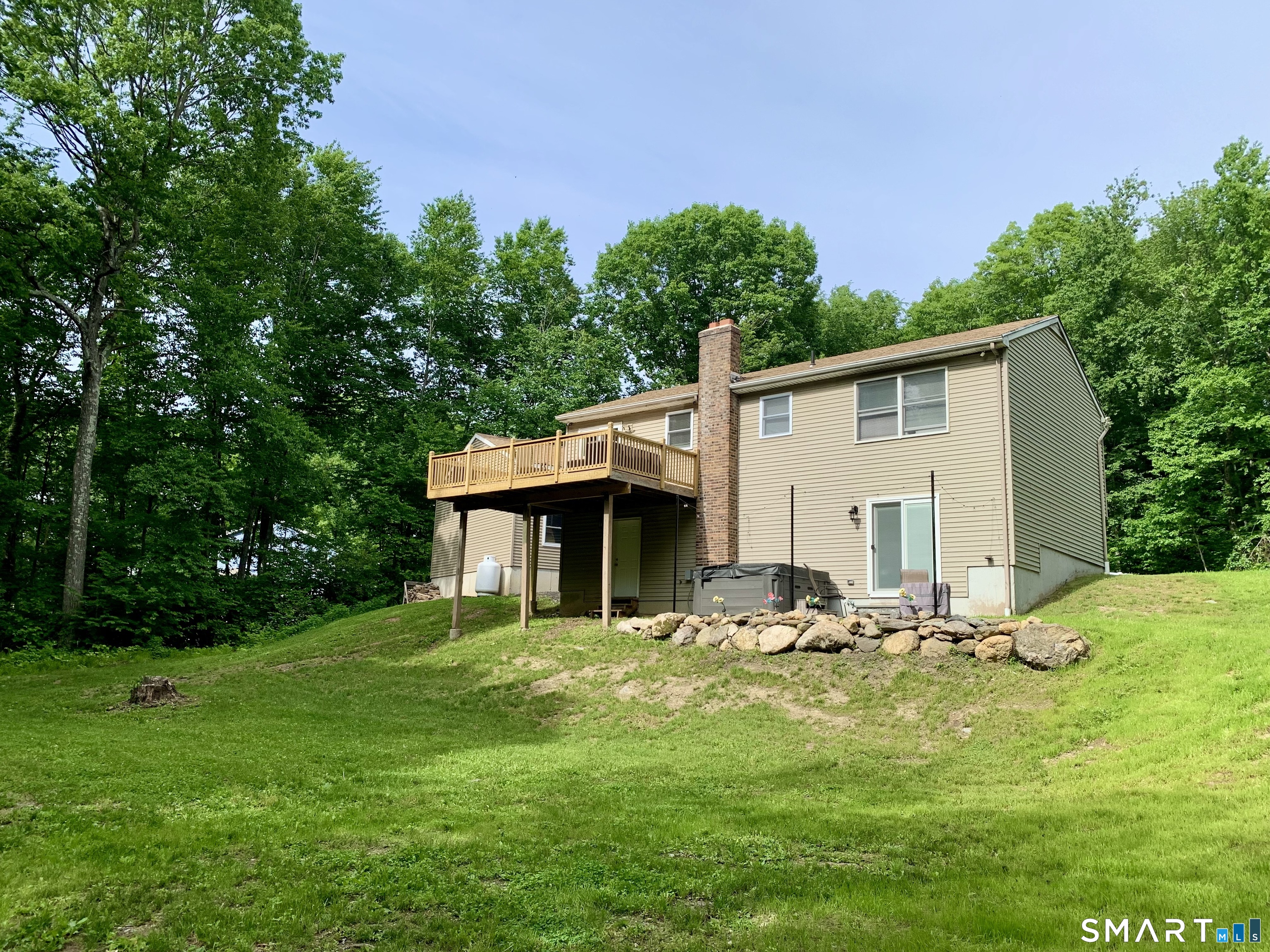 105 North Street Wolcott CT 06716