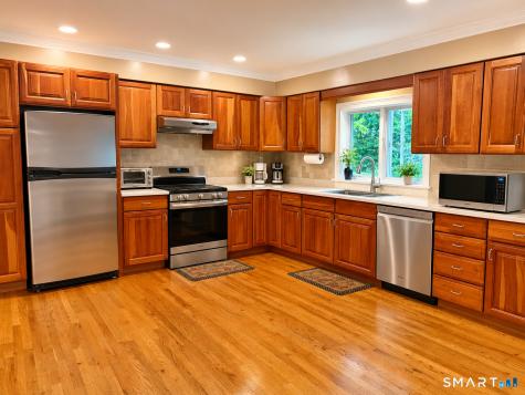 17 Goodhill Road Bethel CT 06801