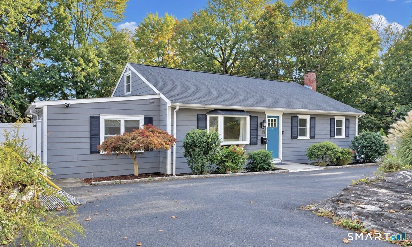 Milford CT, 15 Whitwell Street