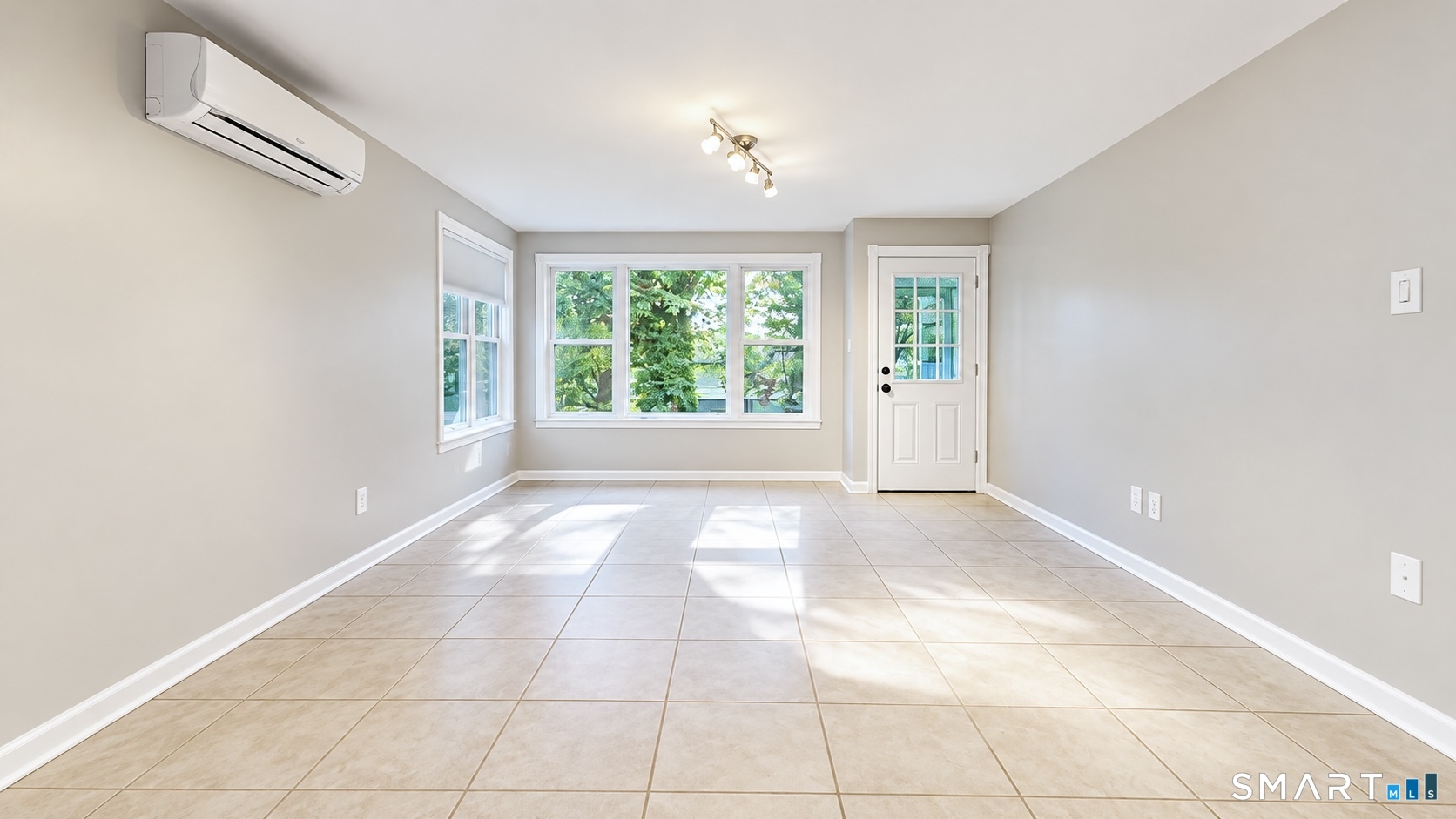 15 Whitwell Street Milford CT 06461