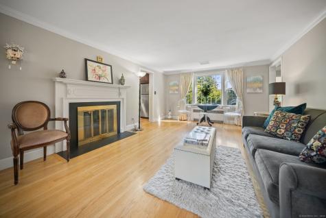 236 Ridgewood Road West Hartford CT 06107