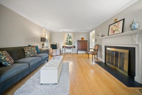 236 Ridgewood Road West Hartford CT 06107