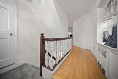 236 Ridgewood Road West Hartford CT 06107