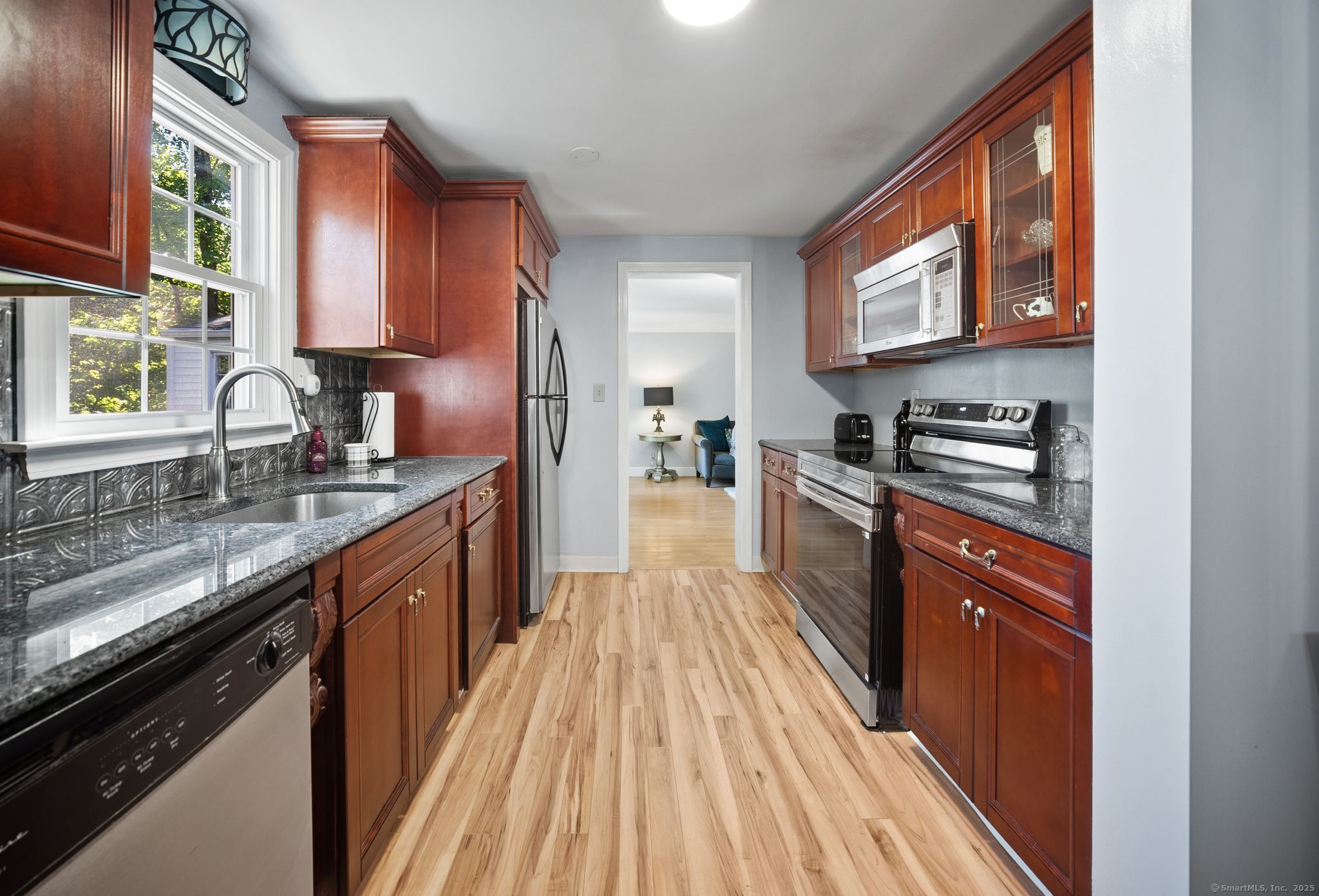 236 Ridgewood Road West Hartford CT 06107