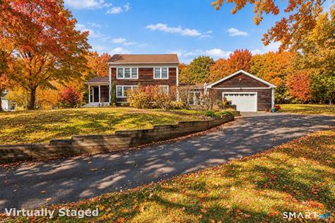 21 Old Hartford Avenue East Granby CT 06026