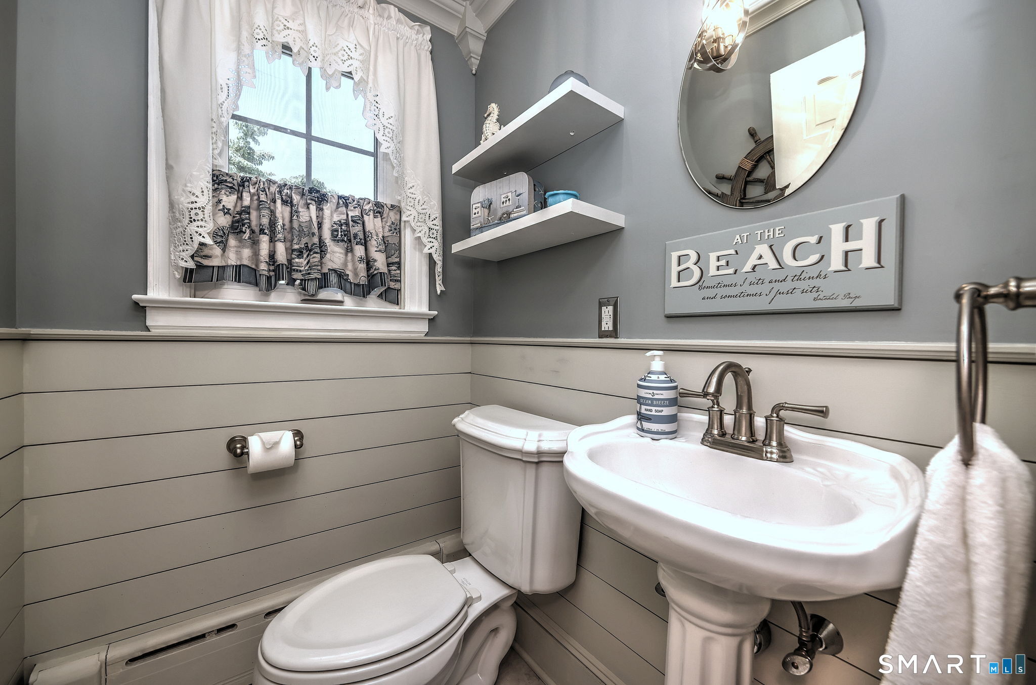 376 Stratford Road Stratford CT 06615