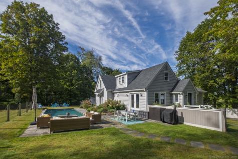 21 Perry Street Salisbury CT 06039