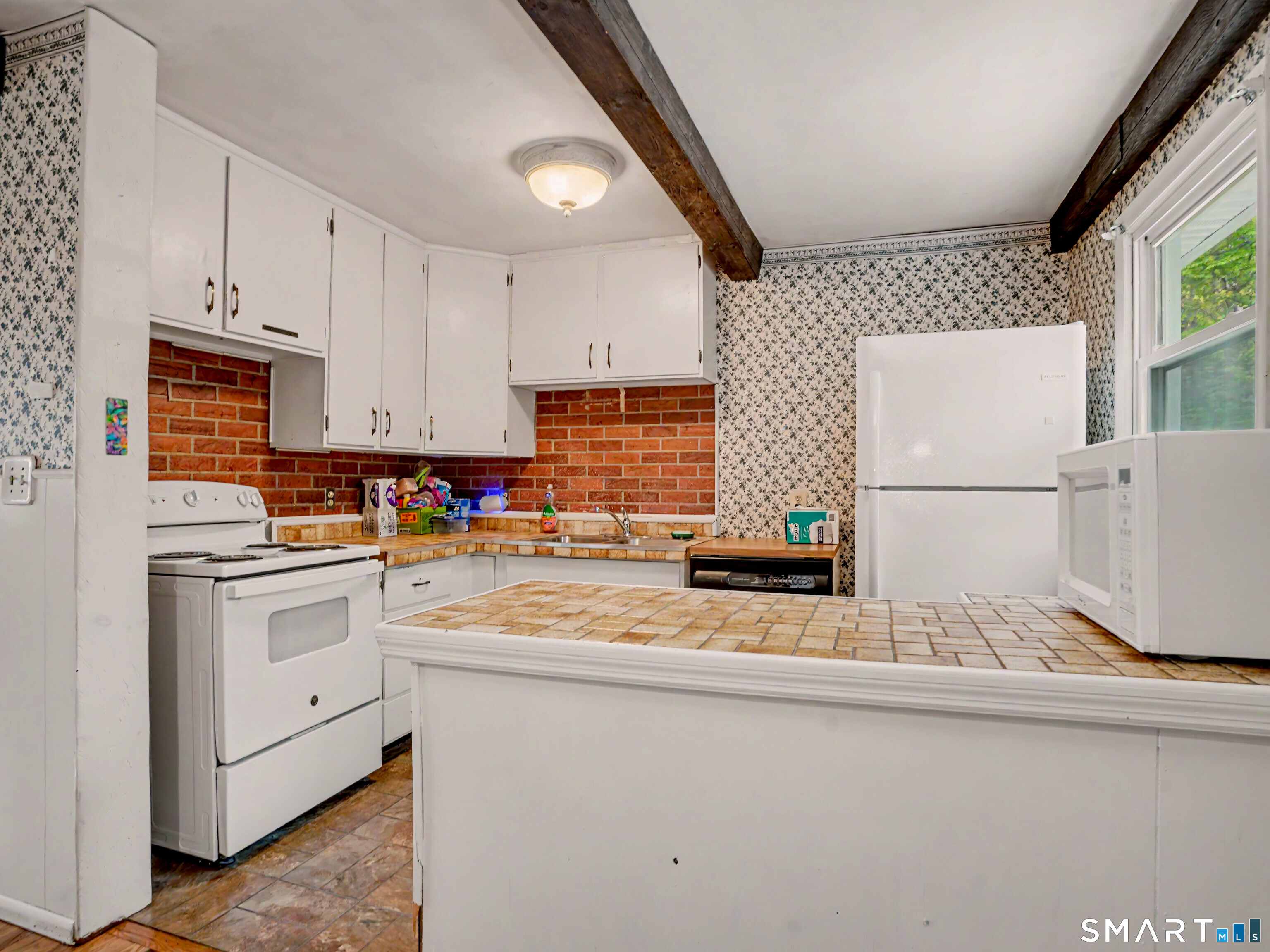 11 Hale Drive Ansonia CT 06401