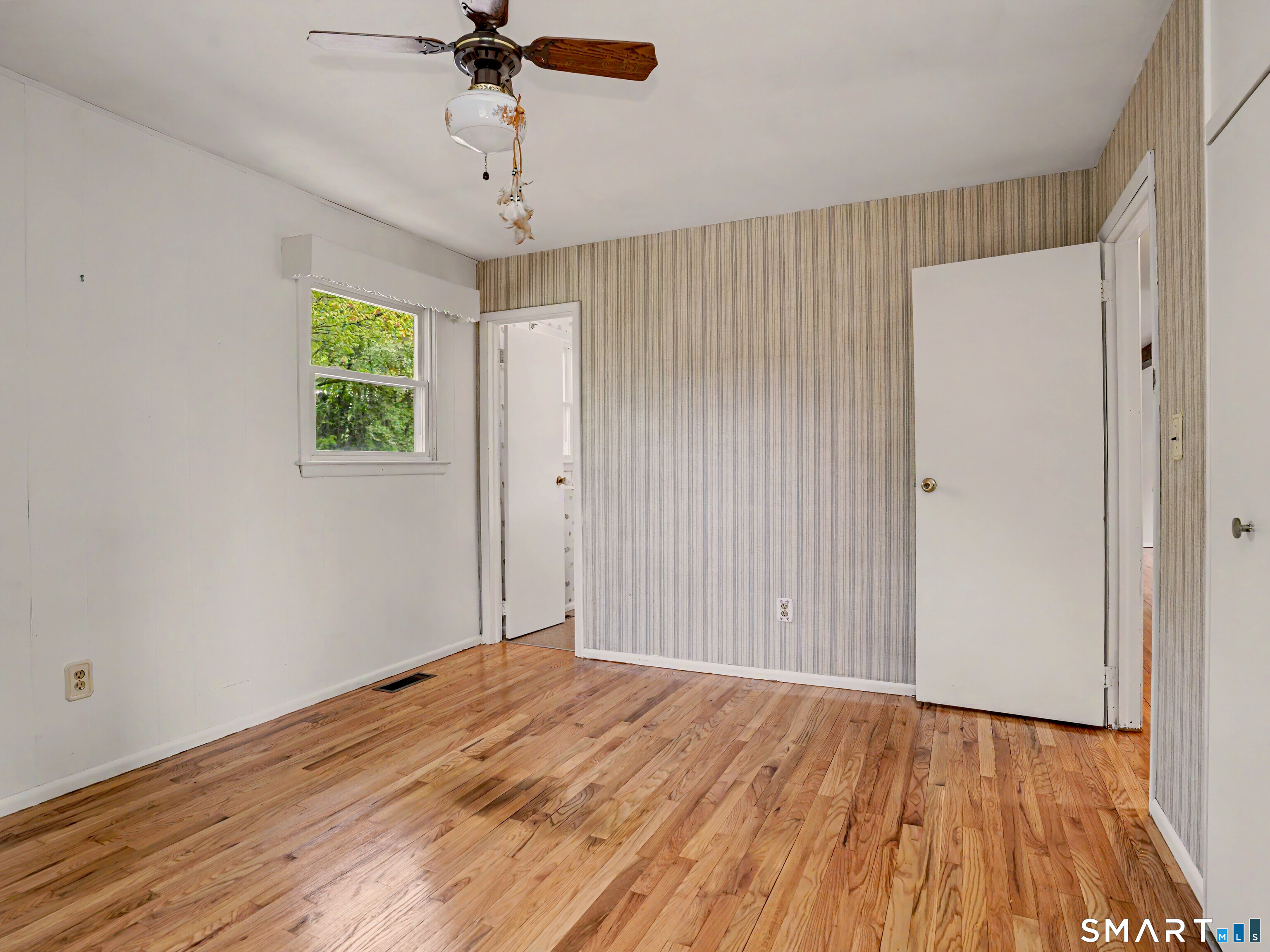 11 Hale Drive Ansonia CT 06401