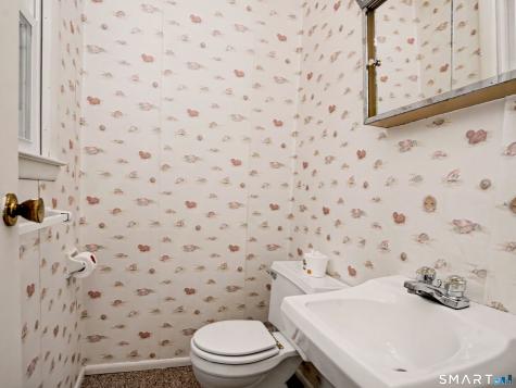 11 Hale Drive Ansonia CT 06401