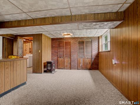 11 Hale Drive Ansonia CT 06401