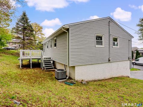 11 Hale Drive Ansonia CT 06401