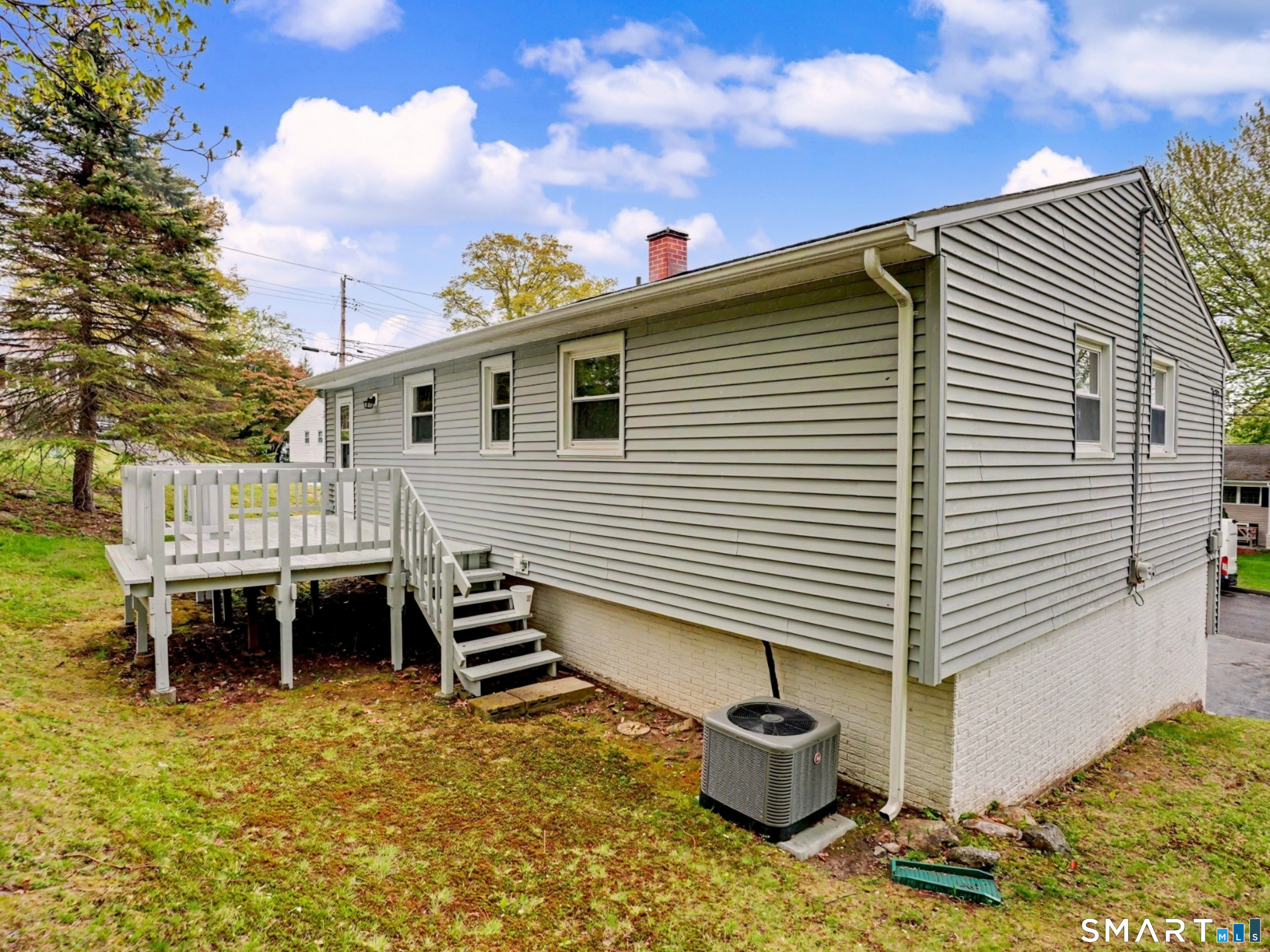 11 Hale Drive Ansonia CT 06401