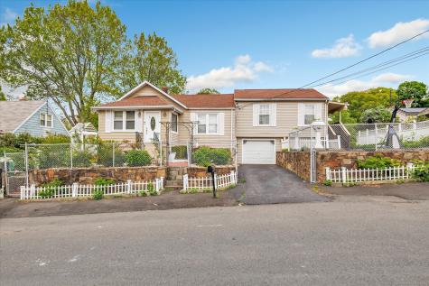 76 Alba Avenue Bridgeport CT 06606