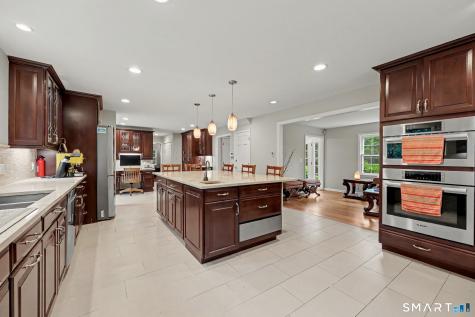567 Danbury Road Wilton CT 06897