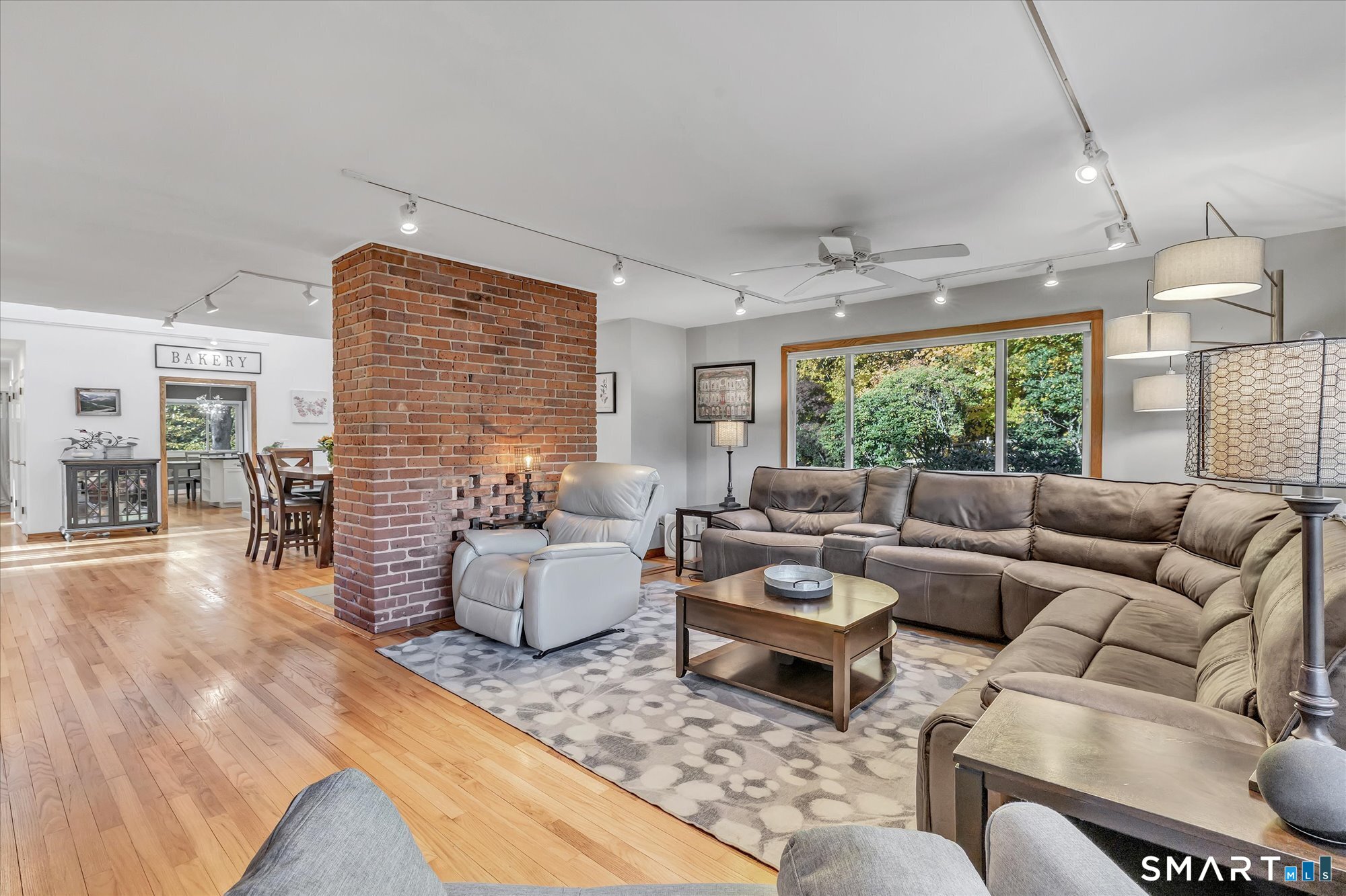 789 Donna Drive Orange CT 06477