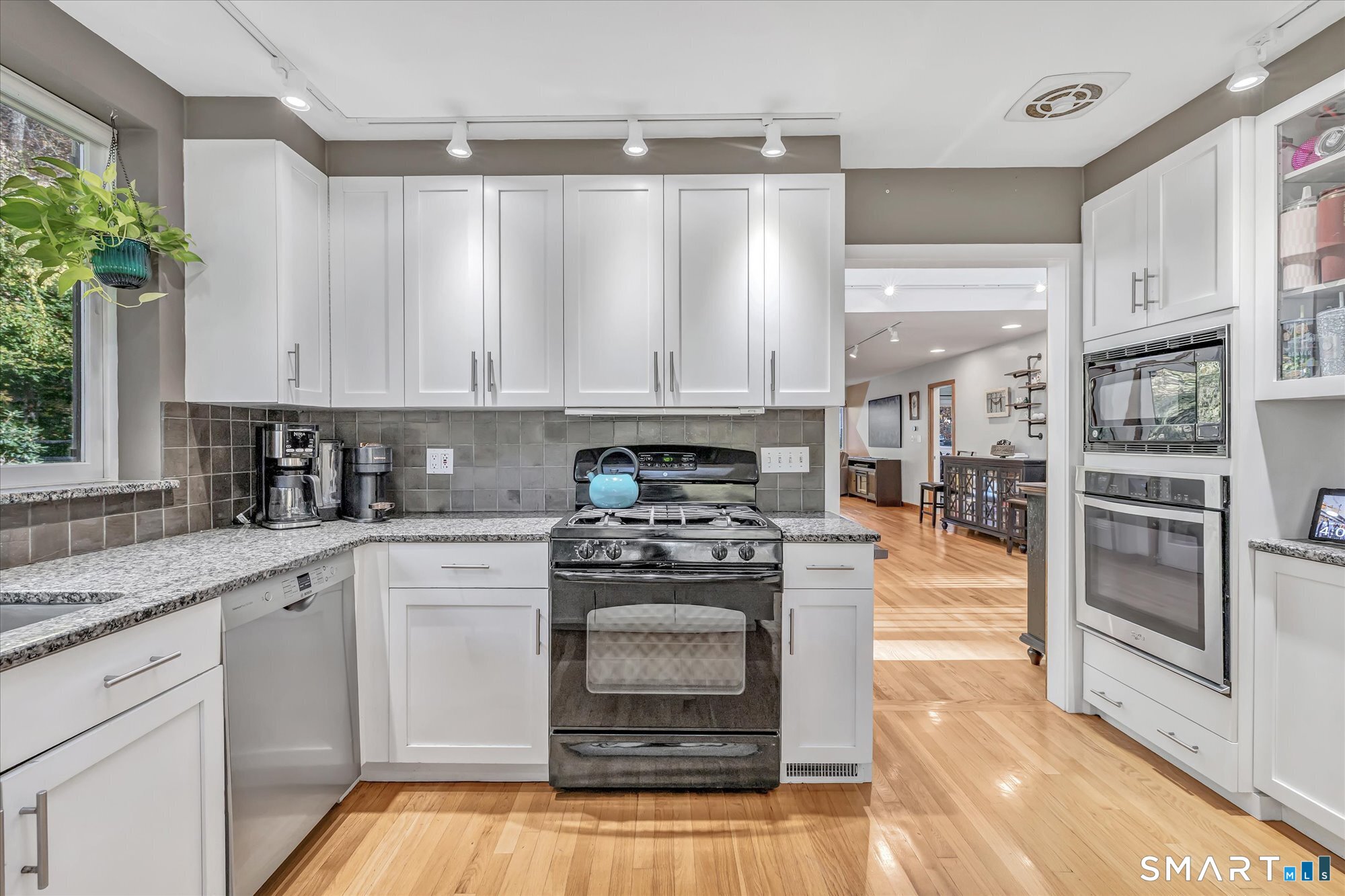 789 Donna Drive Orange CT 06477