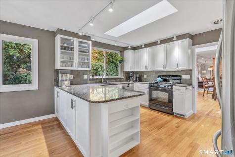 789 Donna Drive Orange CT 06477