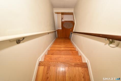 7 Nye Street Manchester CT 06040