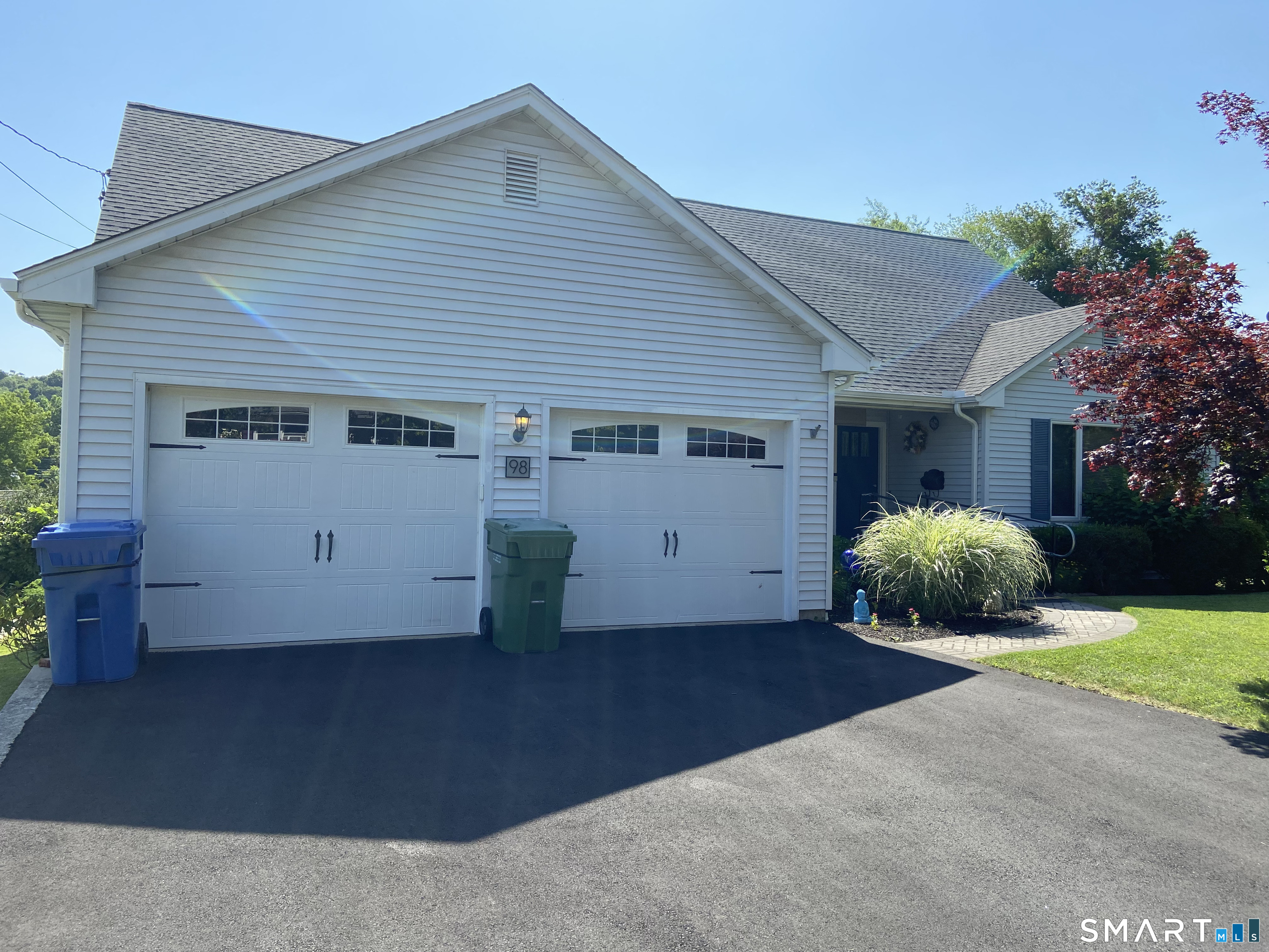 98 South Front Street Middletown CT 06457
