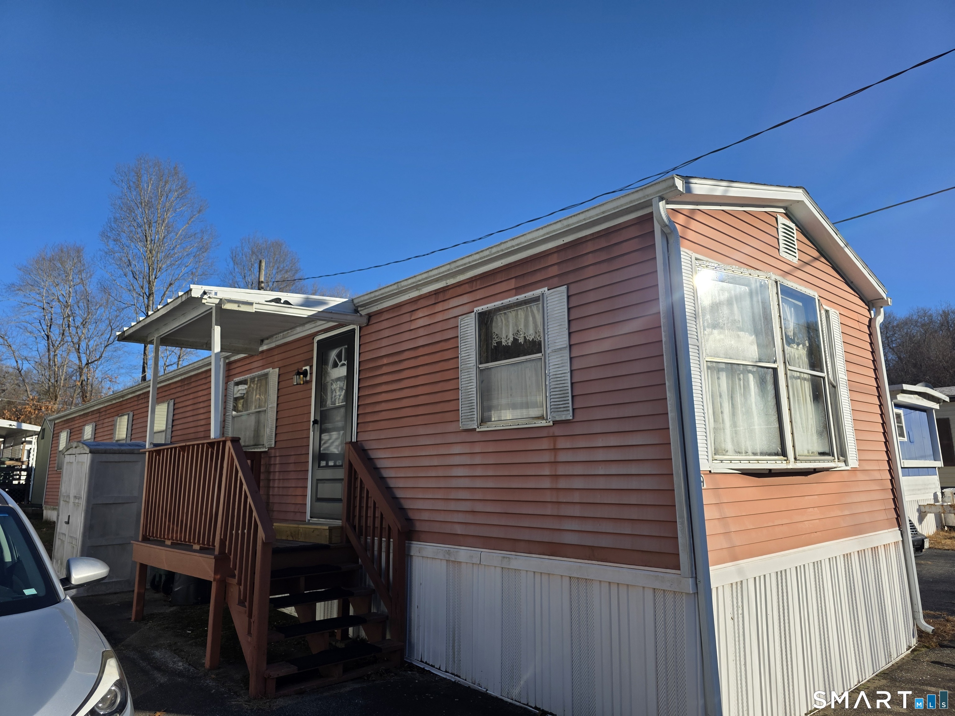 15 Tunnel Hill Court Lisbon CT 06351