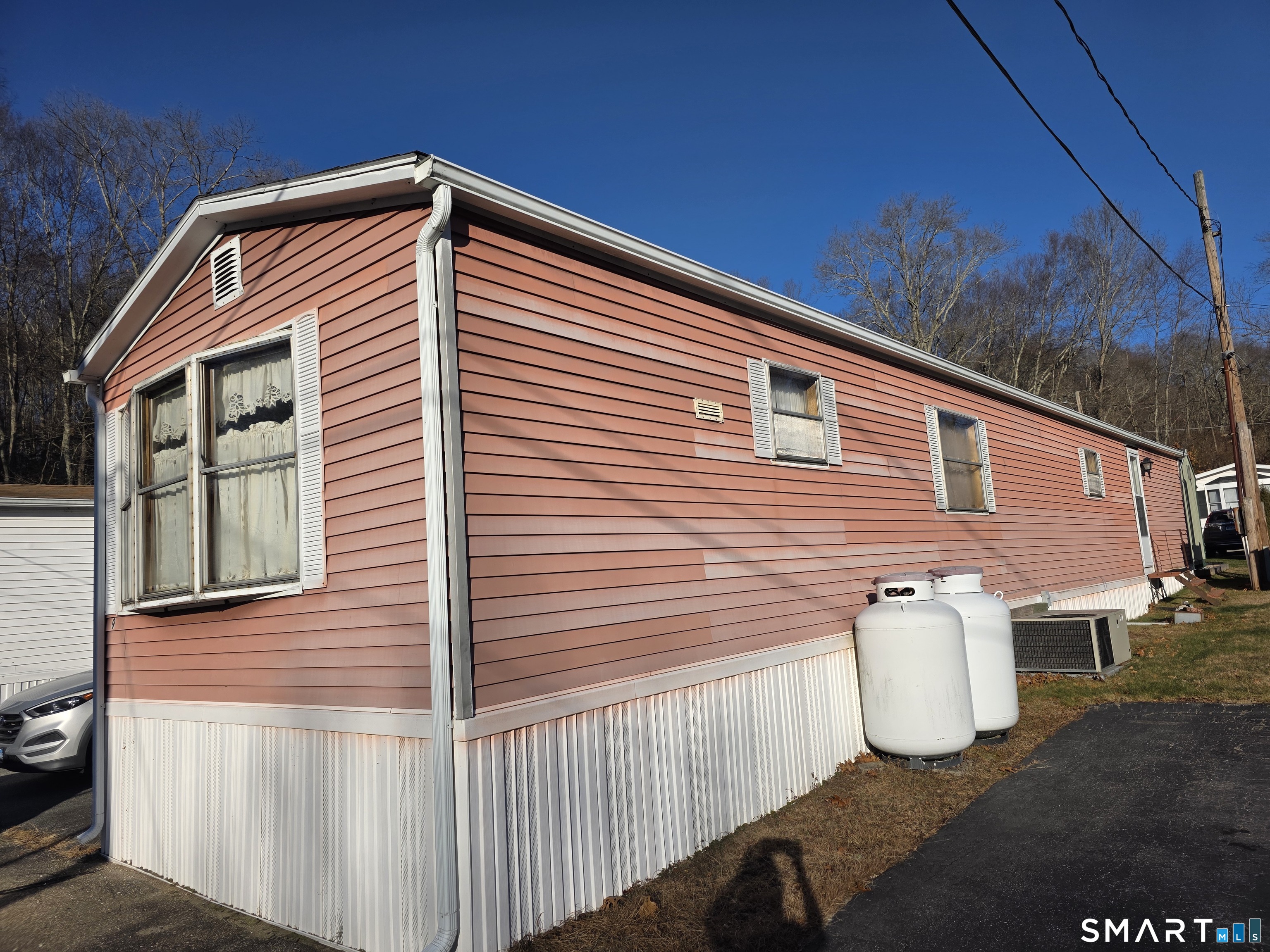 15 Tunnel Hill Court Lisbon CT 06351