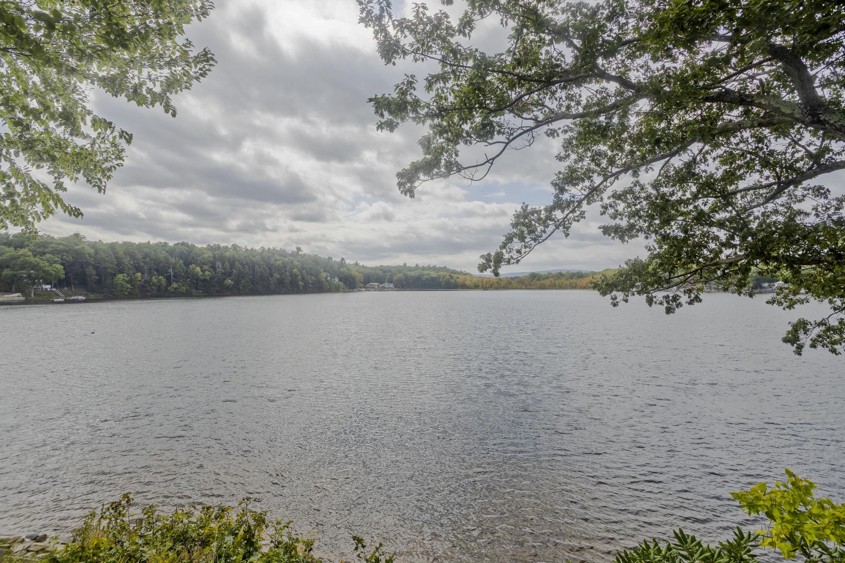 371 Lakeview Drive Suffield CT 06093