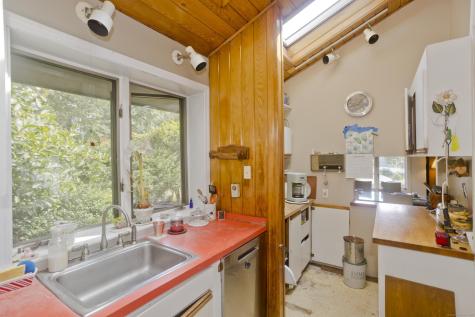 371 Lakeview Drive Suffield CT 06093