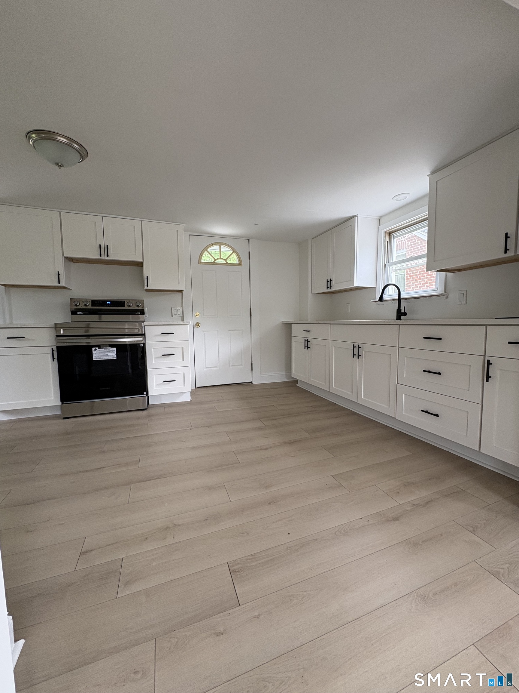 54 Buckingham Street Watertown CT 06779