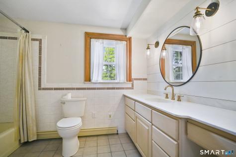 1689 Main Street South Windsor CT 06074