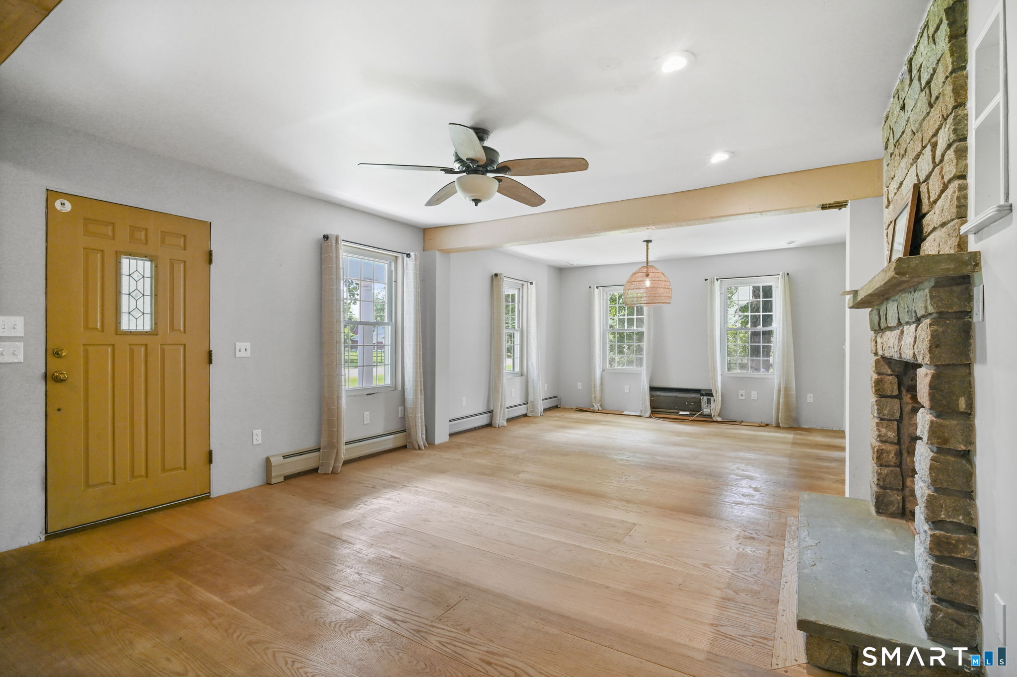 1689 Main Street South Windsor CT 06074