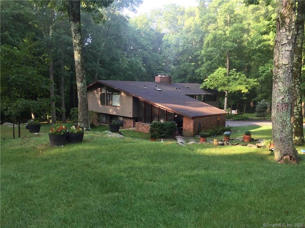 14 Arapaho Road Brookfield CT 06804