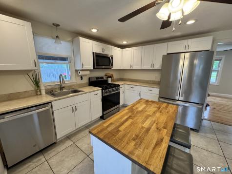 93 Georgia Road Montville CT 06370