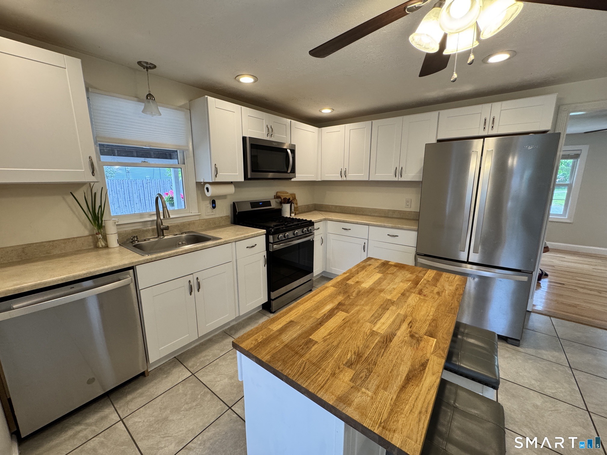 93 Georgia Road Montville CT 06370