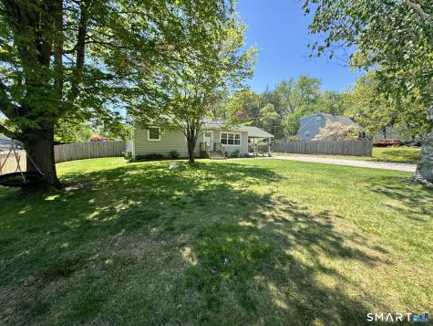 93 Georgia Road Montville CT 06370