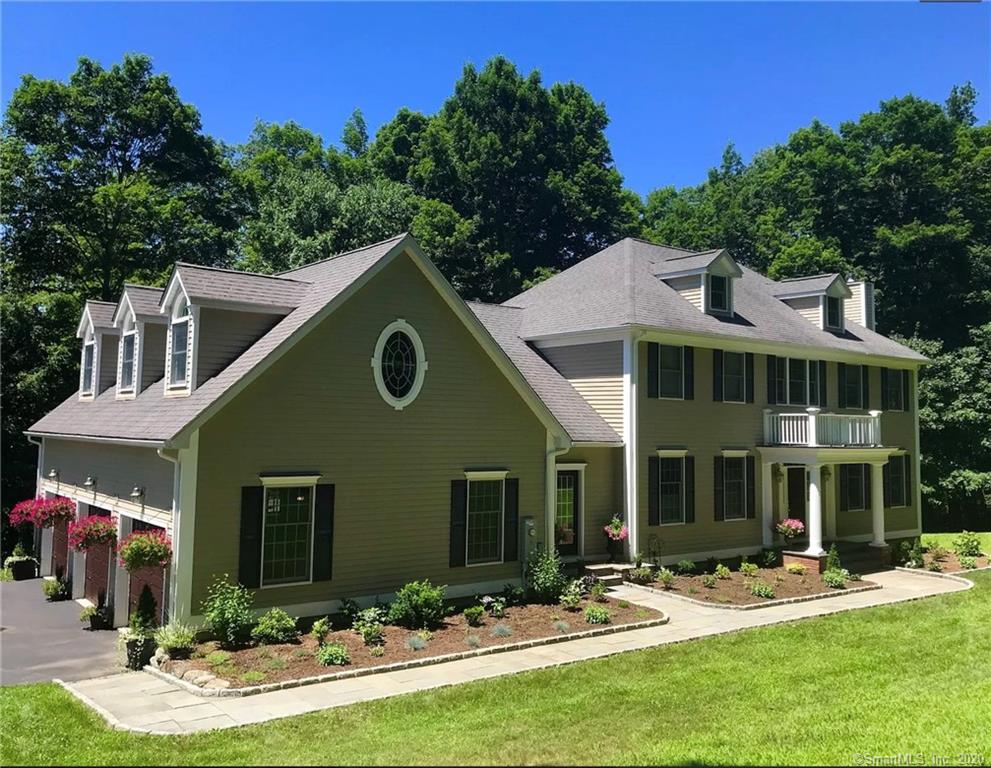 11 Long Wall Road Redding CT 06896
