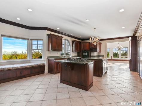 7 Long Meadow Lane Redding CT 06896
