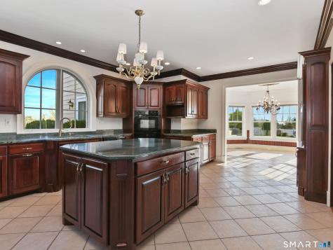7 Long Meadow Lane Redding CT 06896
