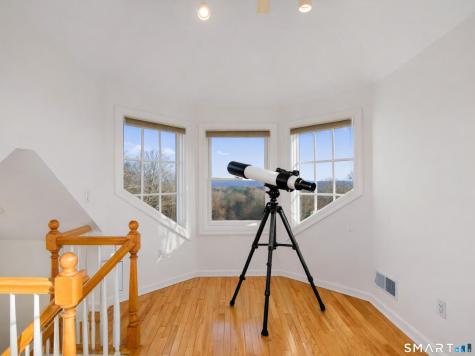 7 Long Meadow Lane Redding CT 06896