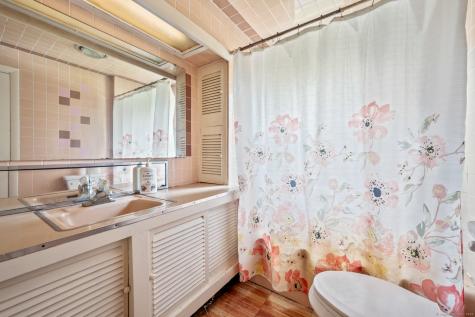 16 Whitney Street East Hartford CT 06118