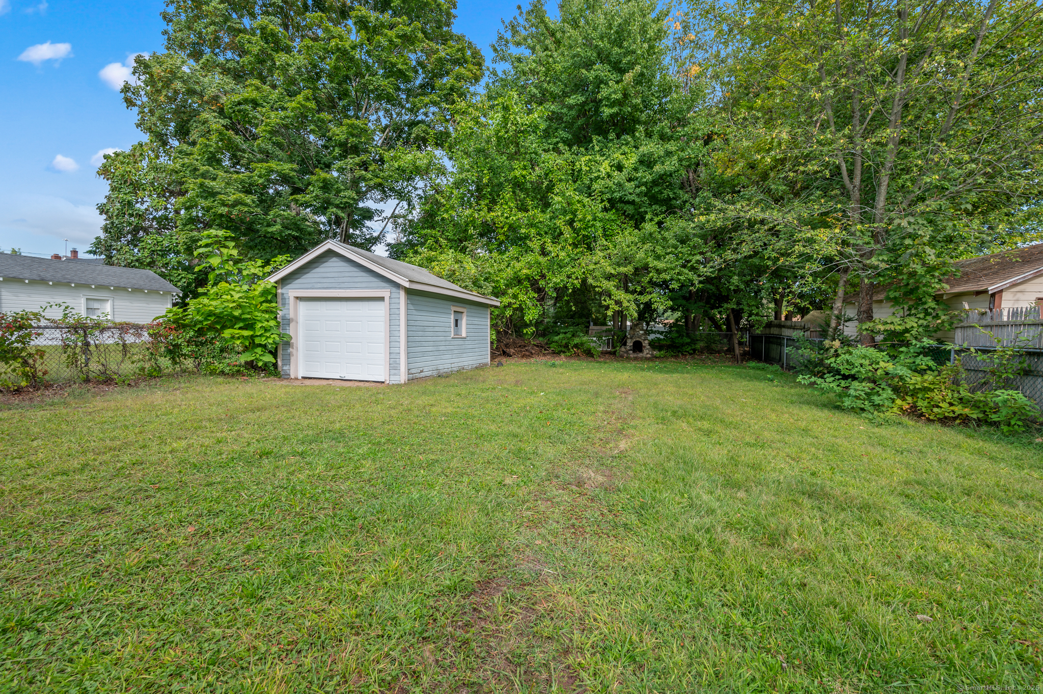 16 Whitney Street East Hartford CT 06118