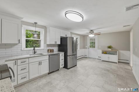 126 Davis Road East Hartford CT 06118