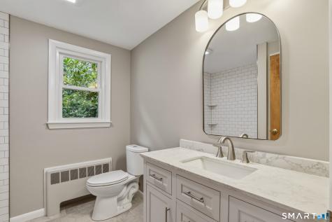 126 Davis Road East Hartford CT 06118