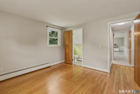 126 Davis Road East Hartford CT 06118