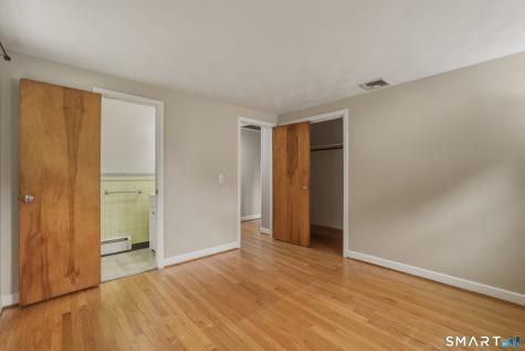 126 Davis Road East Hartford CT 06118