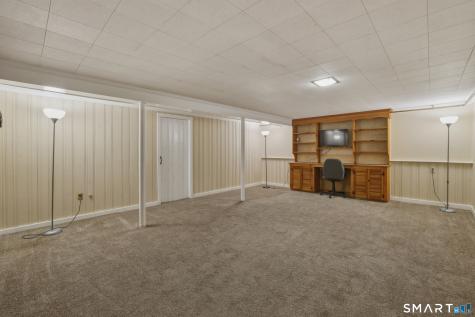 126 Davis Road East Hartford CT 06118
