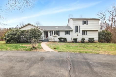 4 Horseshoe Drive East Granby CT 06026