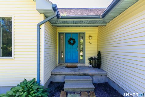29 Lehtinen Road Thompson CT 06277