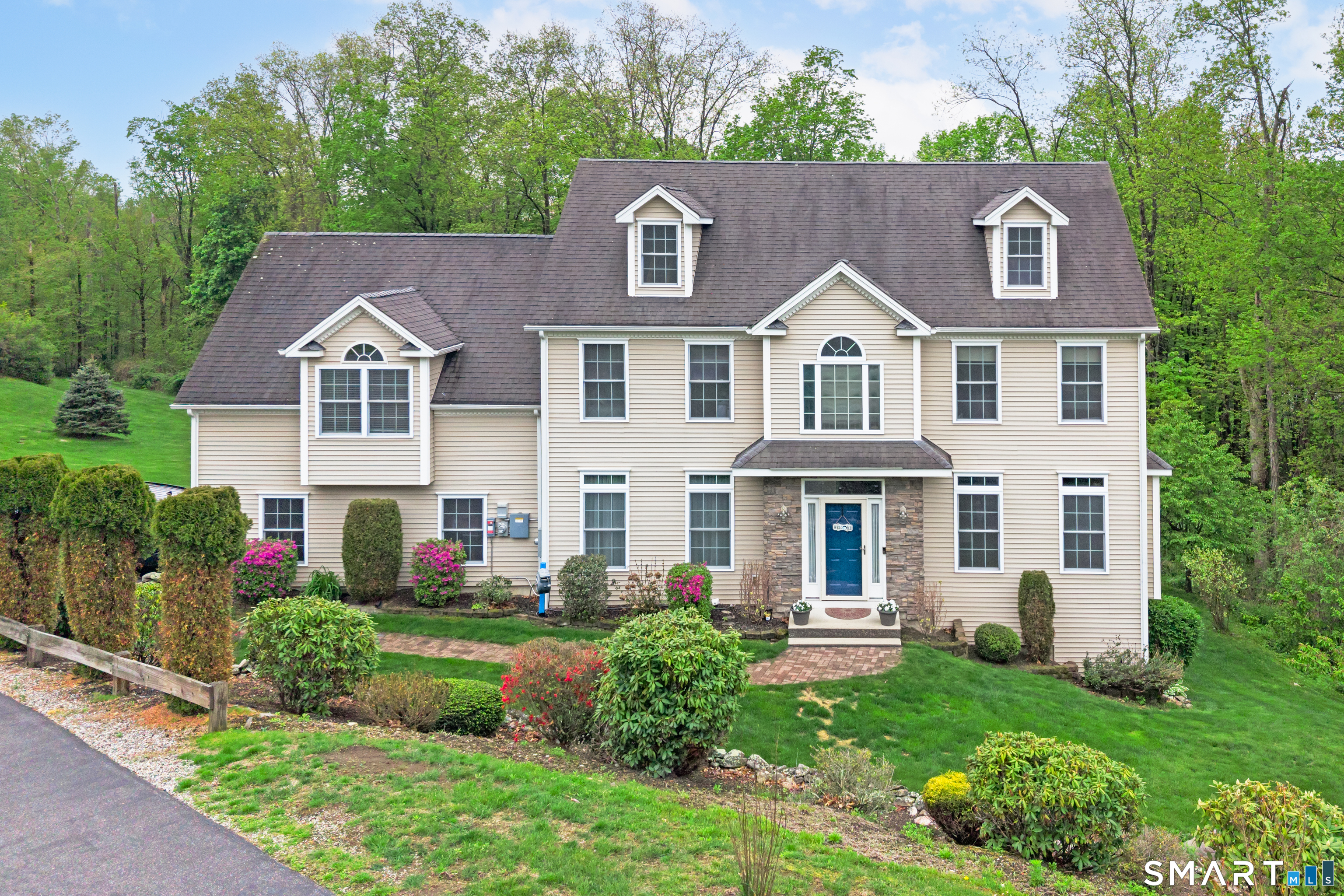 12 Davis Road Oxford CT 06478